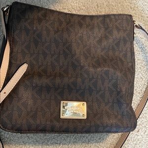 Michael Kors Medium Cross Body Purse